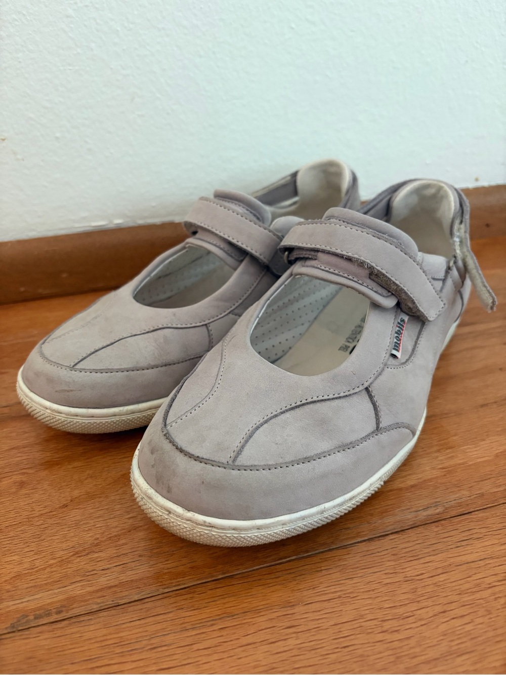 Mephisto Mobils Mary Jane Sneakers with Velcro Strap - Picture 3 of 9
